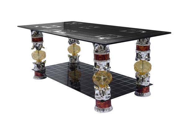 Холна маса Sisi