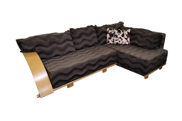 Ъглов диван със сваляема тапицерия W164