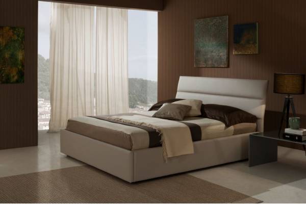 Тапицирано легло IOS