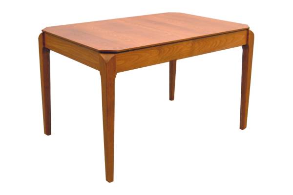 Трапезна маса Ристори