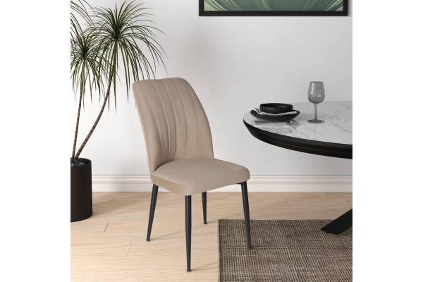 Трапезен стол Varel Anka 06 Beige